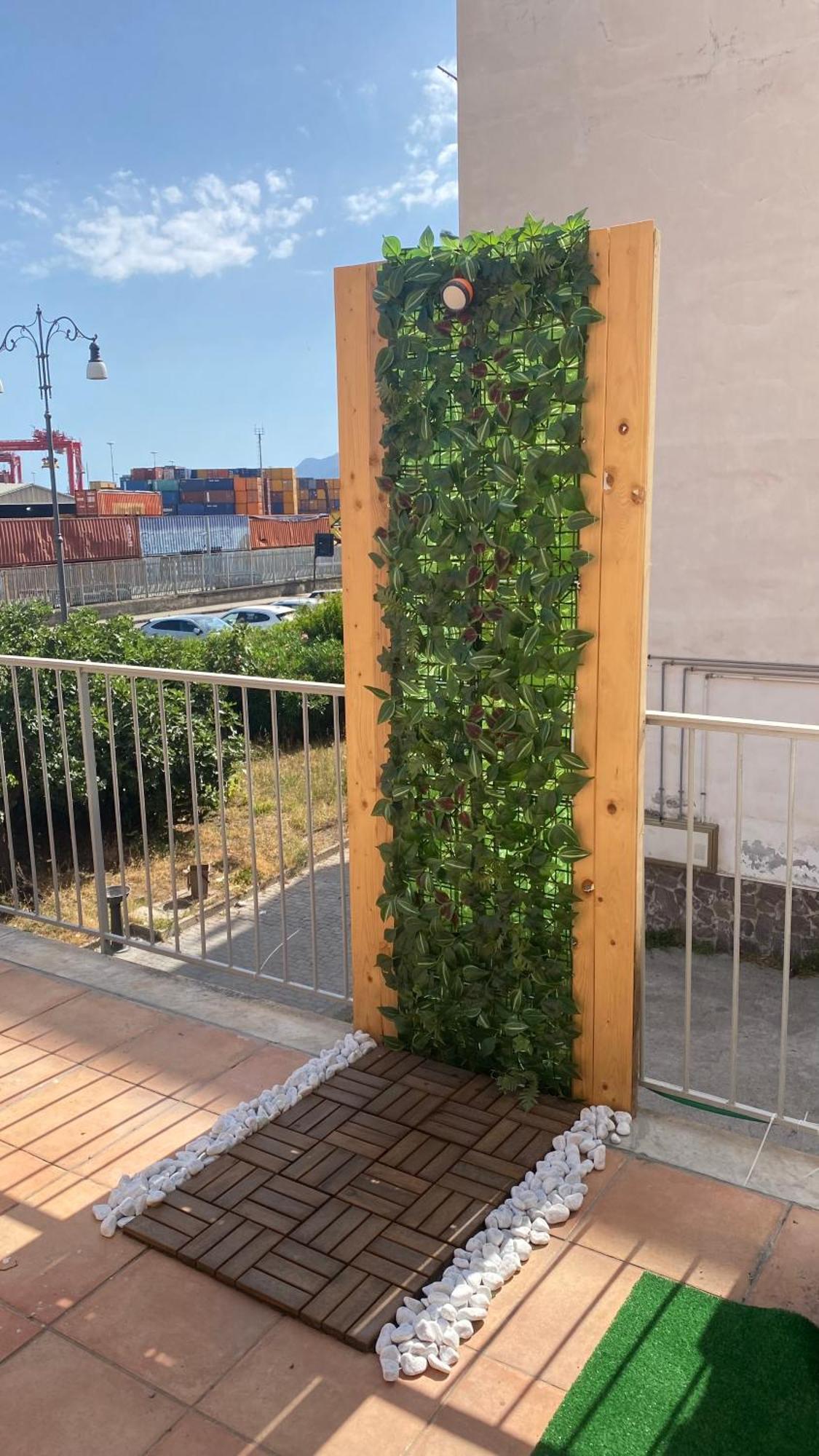Giu Al Porto Apartment Salerno Exterior foto